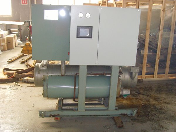 牙叉镇酒店中央空调不停机清洗方法介绍